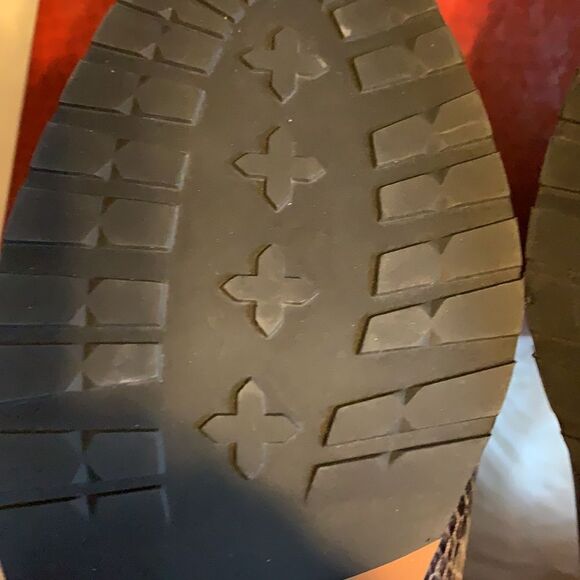 Donald Pliner Genuine Leather Snake-Print Dyla Bootie, Size 10 - Picture 8 of 13